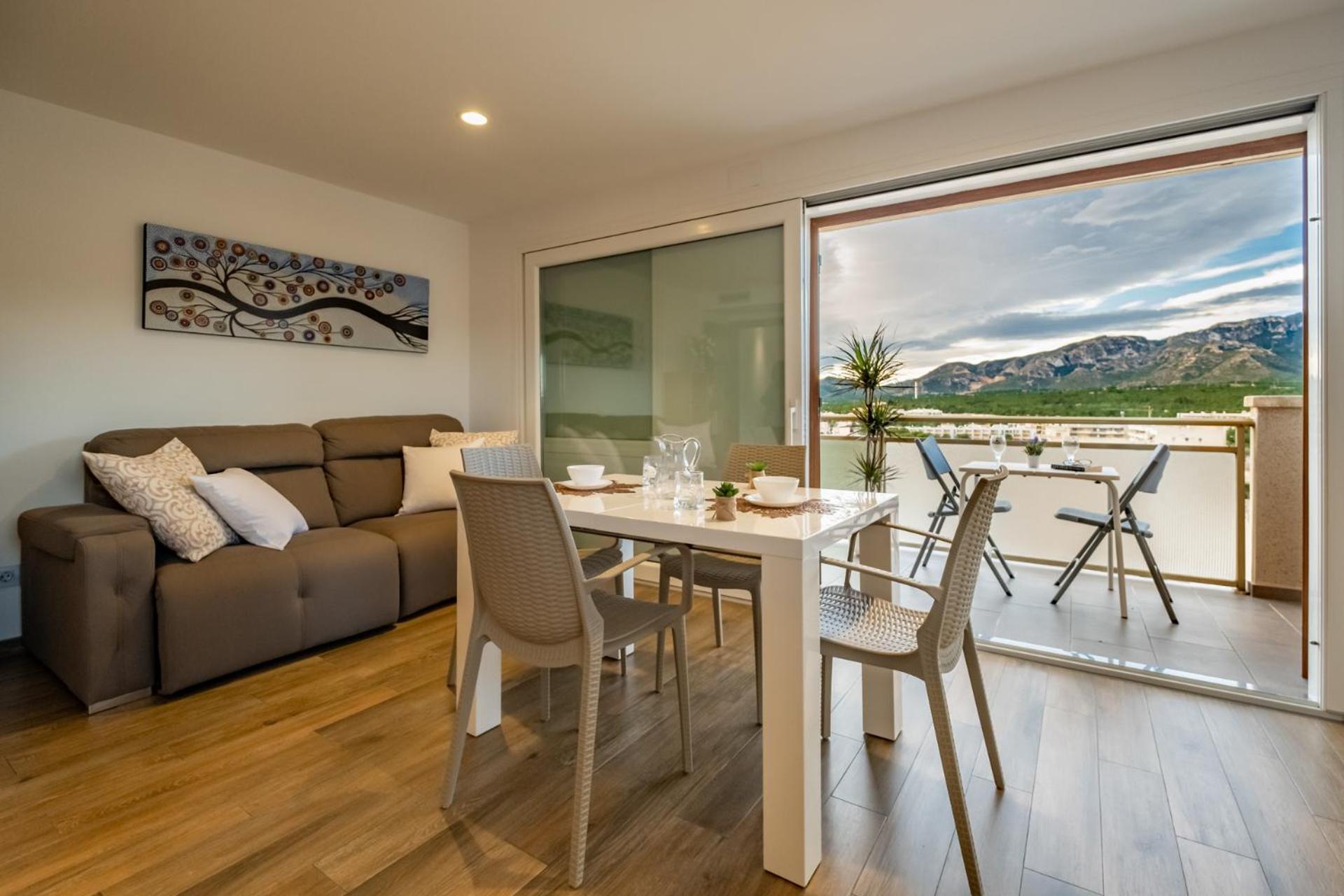 Apartamento Con Terraza, Vistas Playa Y Montana Hospitalet De L'Infant Buitenkant foto