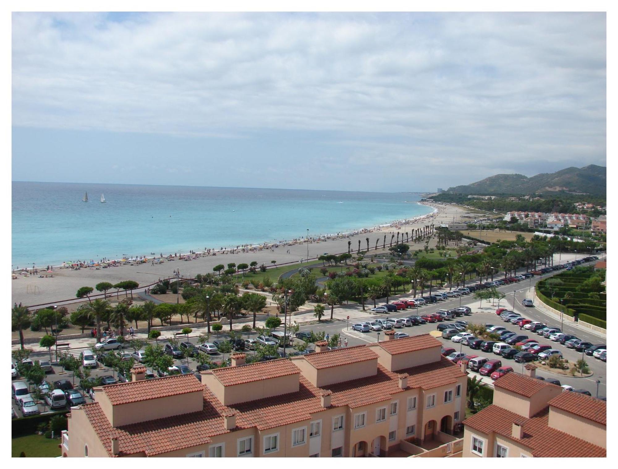 Apartamento Con Terraza, Vistas Playa Y Montana Hospitalet De L'Infant Buitenkant foto